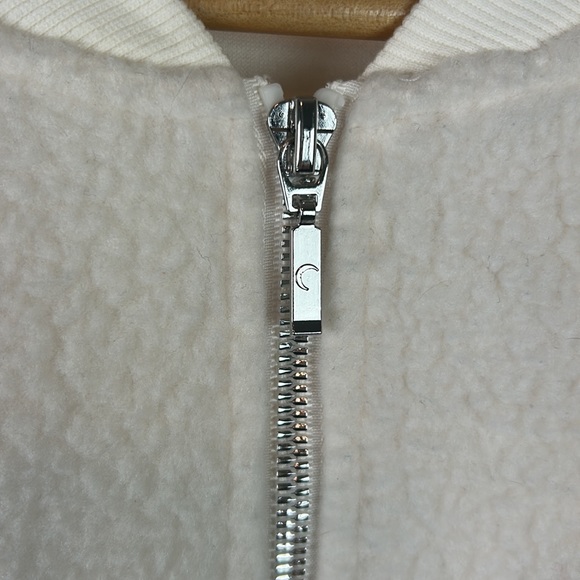 Zyia Active Flying V Sherpa Jacket Varsity Zip Cream White Fleece Bomber Medium - Picture 6 of 8